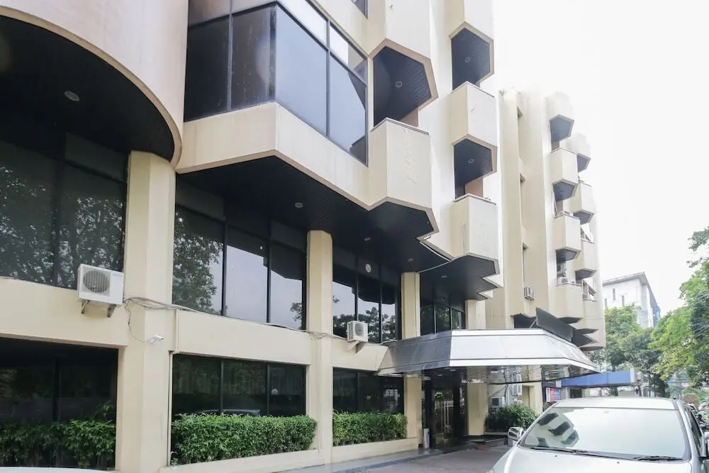 Джакарта: Airy Blok M Melawai Sepuluh 19 Jakarta