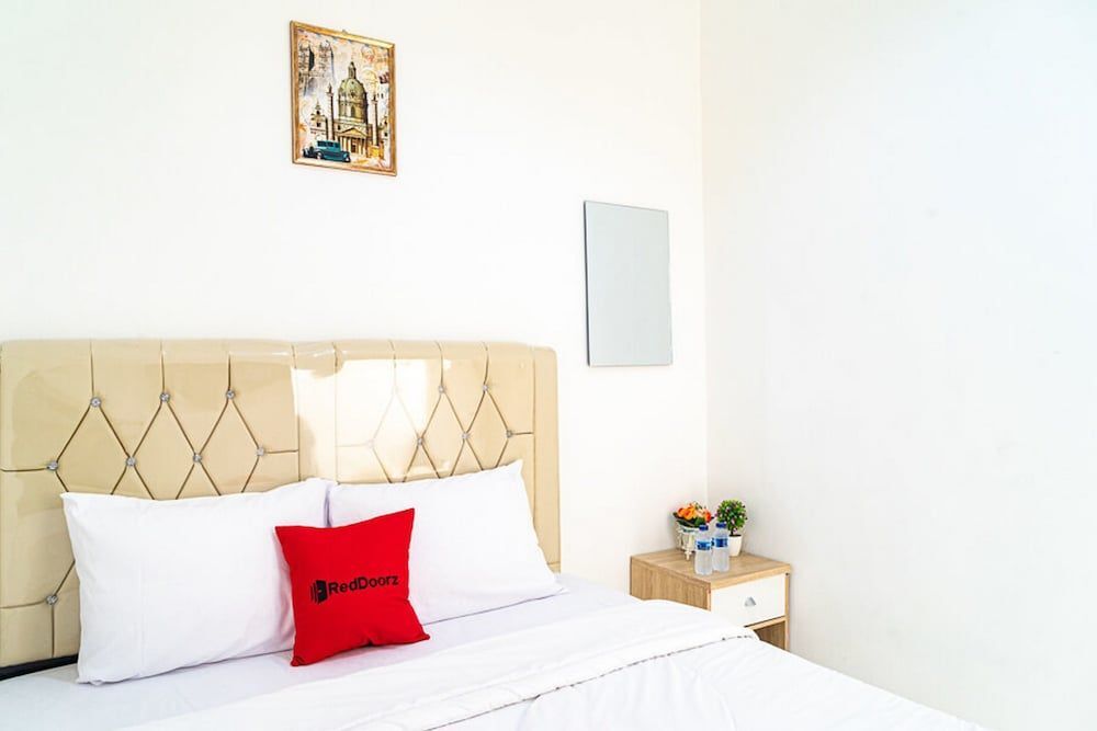 Джакарта: RedDoorz near Tarumanagara University