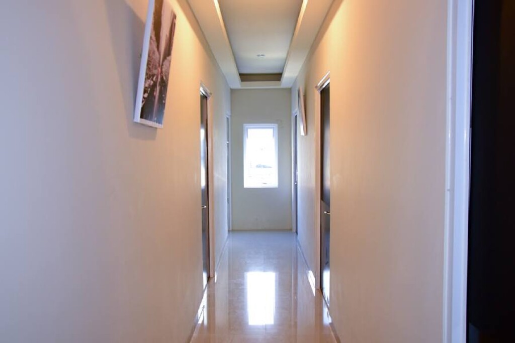 Джакарта: RedDoorz near Mangga Dua Square