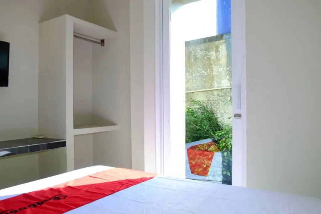 Джакарта: RedDoorz near Mangga Dua Square