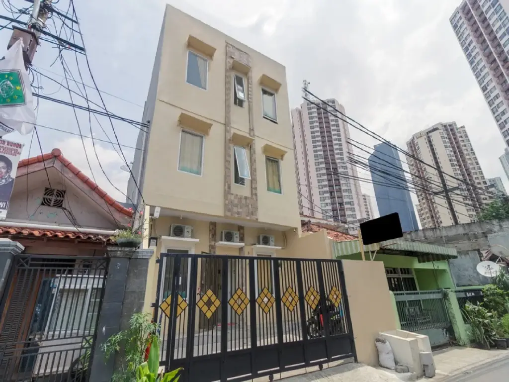 Джакарта: RedDoorz Plus near Taman Rasuna Menteng