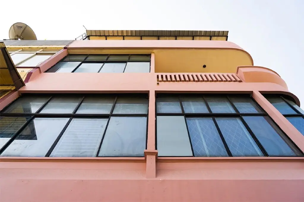 Джакарта: RedDoorz near Seasons City Mall