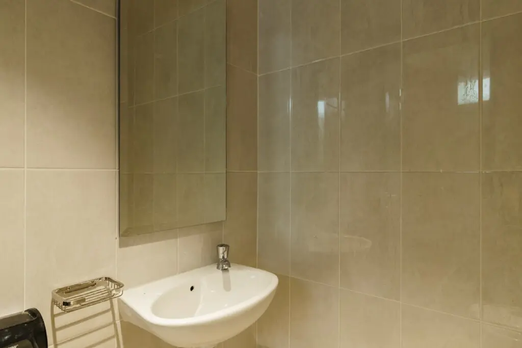 Джакарта: Residences by RedDoorz @ Guntur Raya Setiabudi