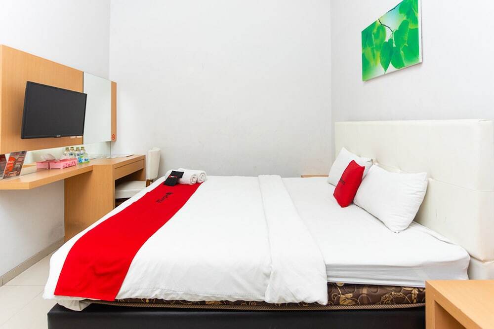 Маланг: RedDoorz Plus @ Idjen Boulevard Malang