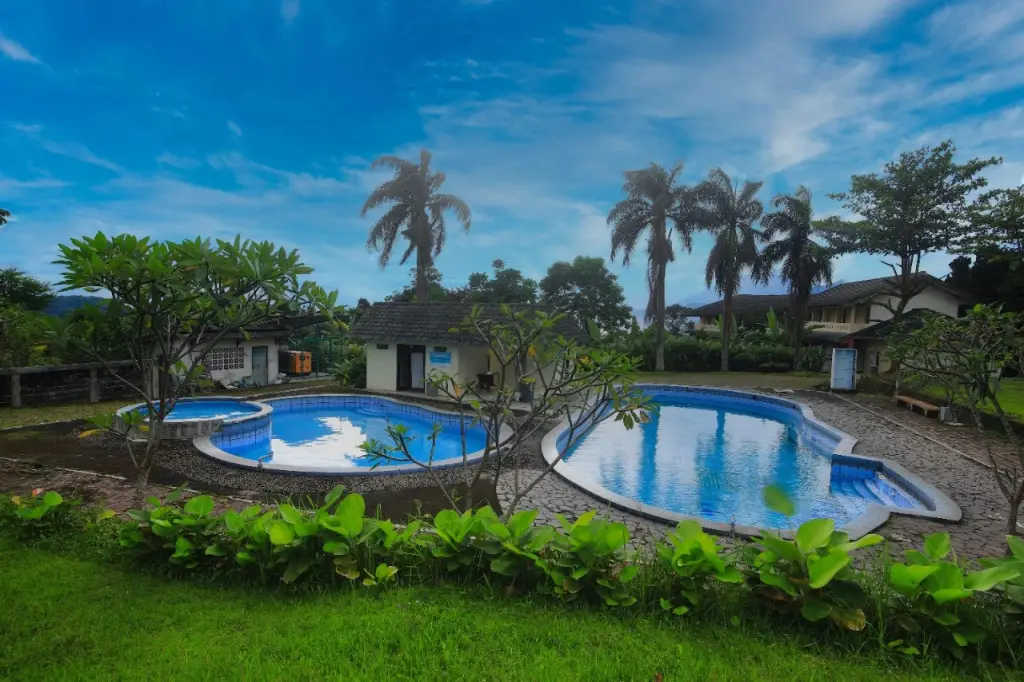 Бандунган: The Bandungan Hotel & Convention