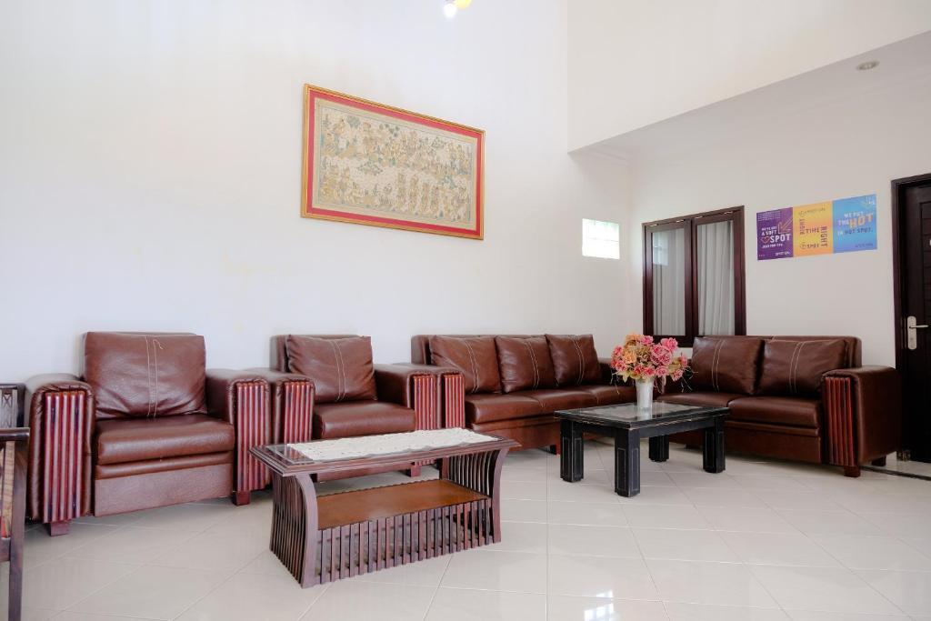 Бату: SPOT ON 3037 Sakinah Residence