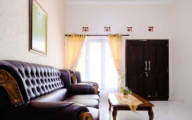 Бату: OYO 2983 Villa Bunda Residence Syariah