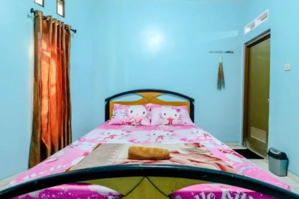 Бату: Puspa Sari Villa and Homestay