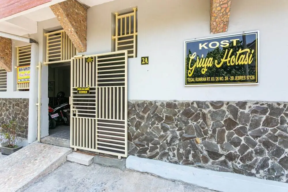 Суракарта: KoolKost near UNS Solo