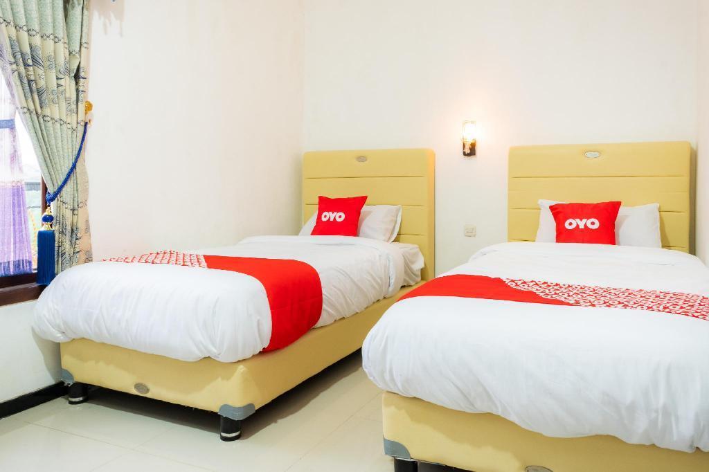Надисари: OYO 2169 Anugrah Bromo Homestay