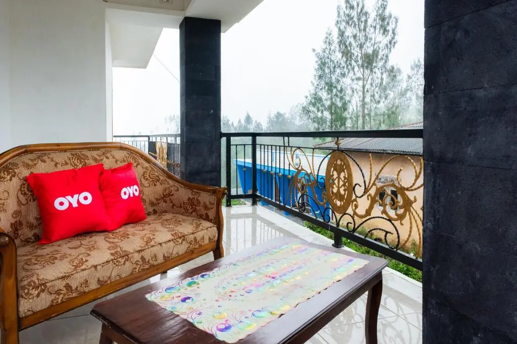Надисари: OYO 2169 Anugrah Bromo Homestay