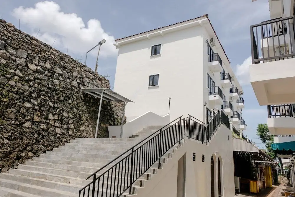 Джембер: OYO 1352 Jember Town Square Residence