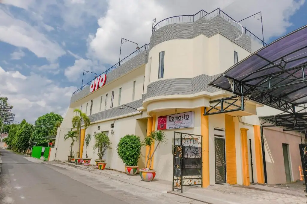 Джембер: OYO 2614 Demasto Homestay
