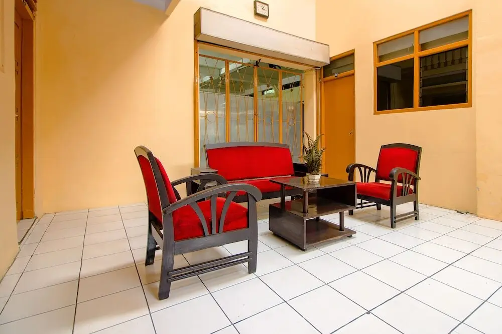 Джокьякарта: SPOT ON 2880 Wisma Larasati