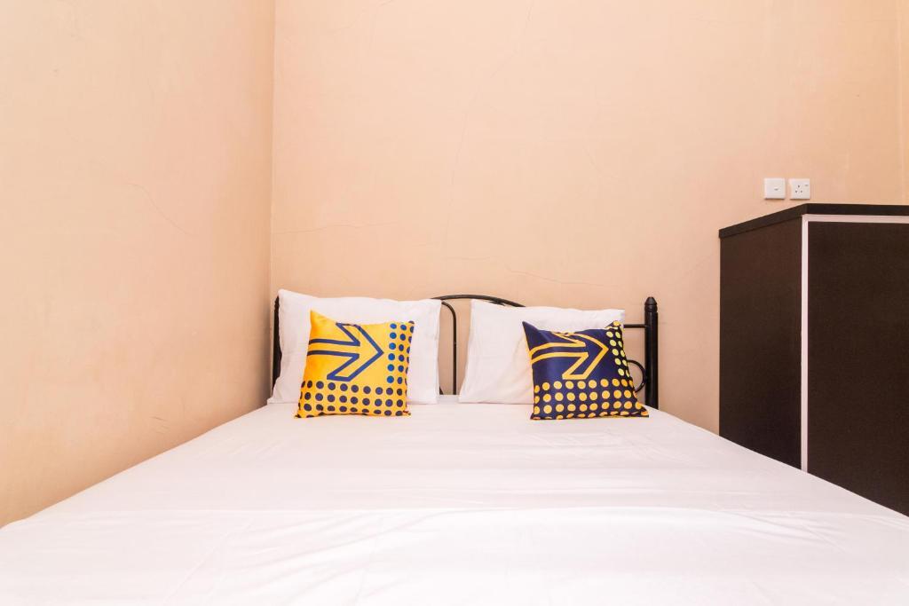 Батам: SPOT ON 2755 Zainab Homestay Syariah