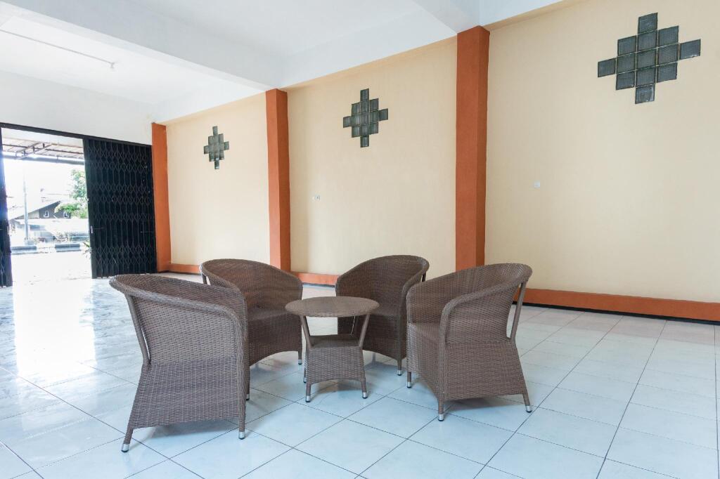 Травас: SPOT ON 2689 Safira Family Residence