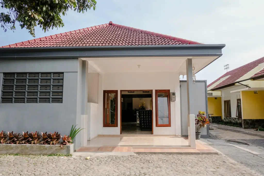 Бату: OYO 1028 Garuda Residence