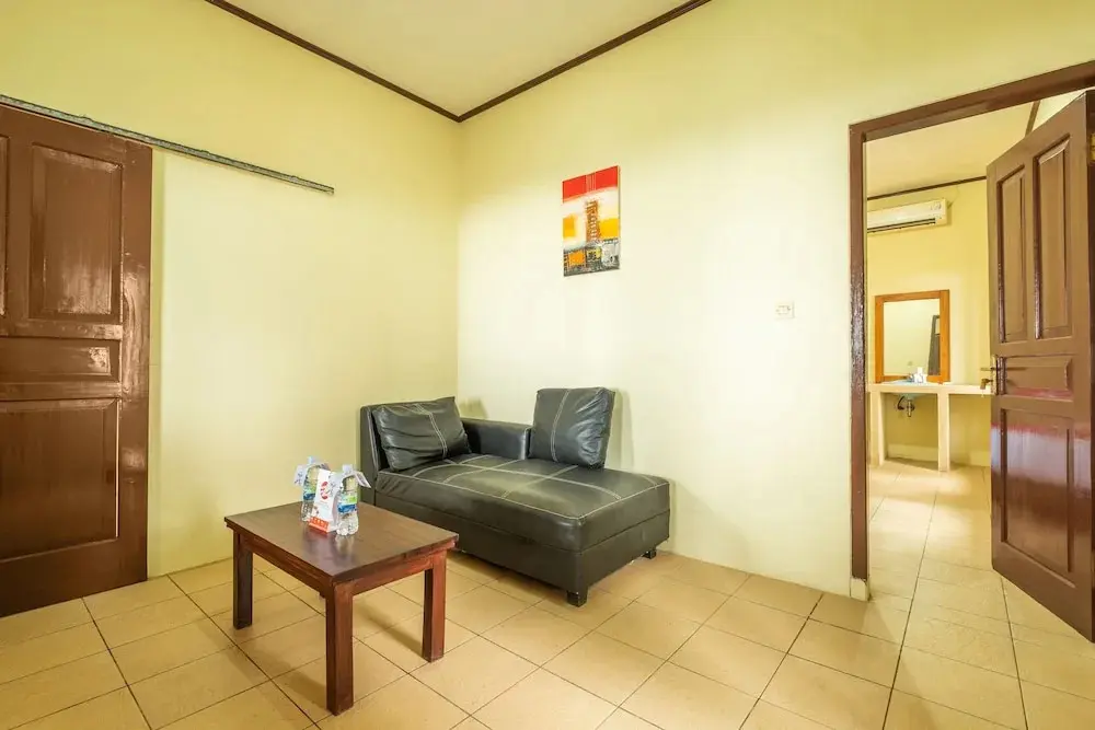 Сикакак: OYO 951 Cempaka Ratu Beach Resort