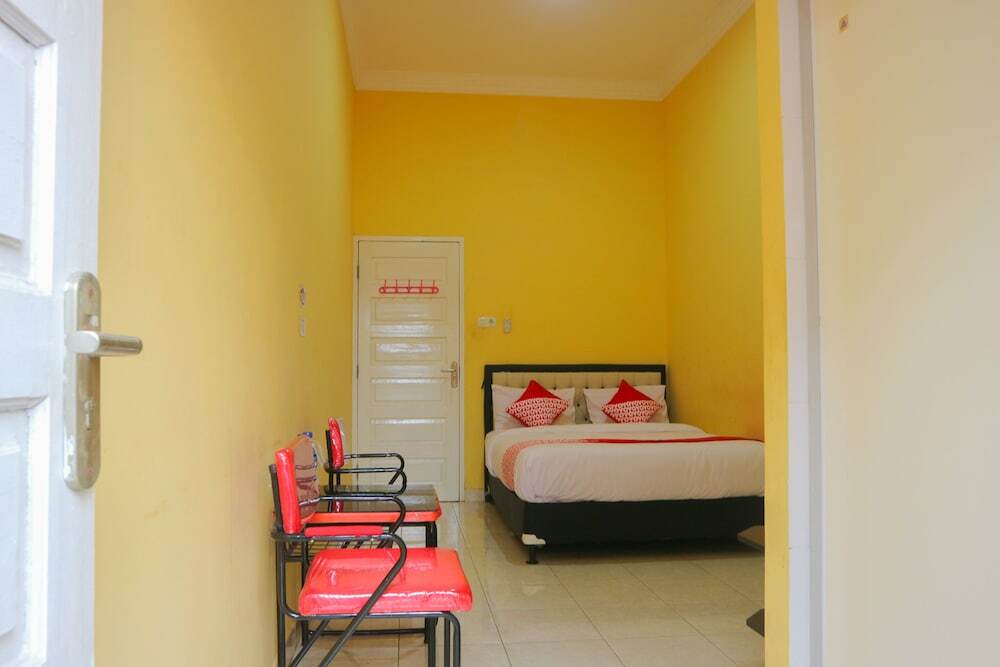 Пеканбару: OYO 1156 Fanybella Homestay