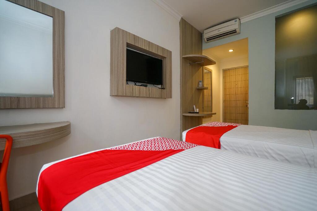 Палембанг: OYO 1273 Hotel Belvena