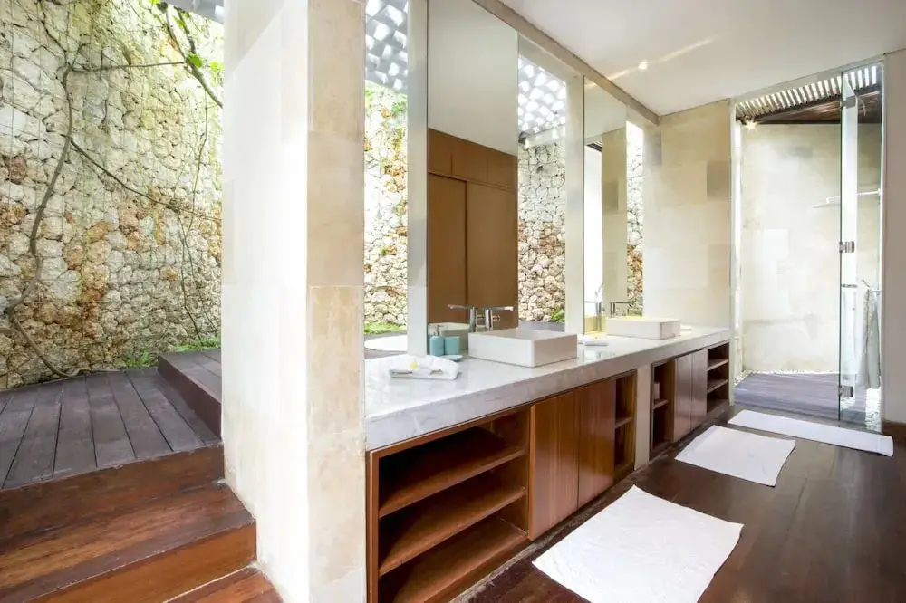 Керобокан: Luxury Villa in Bali near Beach, Bali Villa 2003