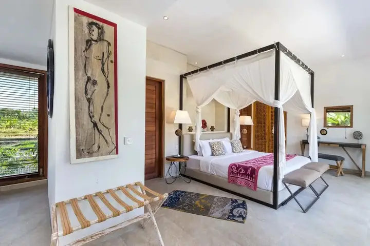 Керобокан: Bali Villa Near the Beach, 2056