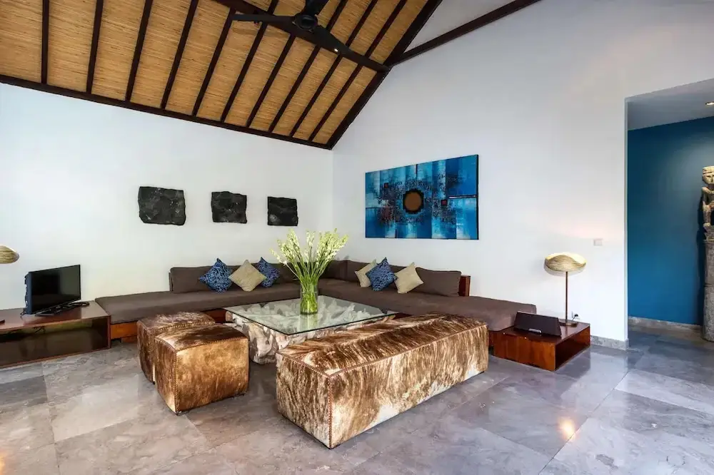 Кута: Bali Villa Near the Beach, 2080