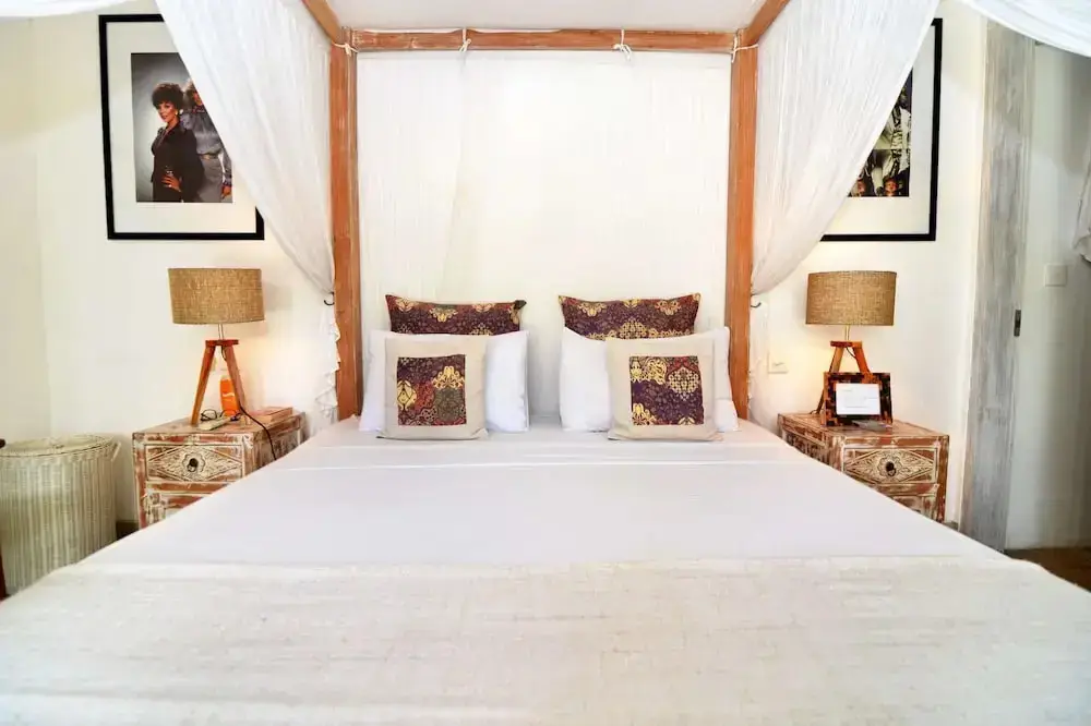 Кута: Bali Villa Near the Beach, 2070