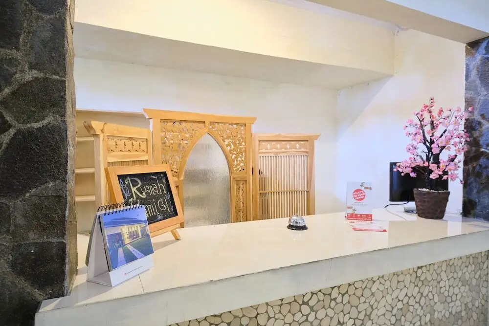 Джокьякарта: OYO 2238 Rumah Kami Syariah