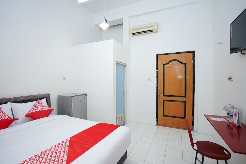 Сурабая: OYO 1624 Panjang Jiwo Residence