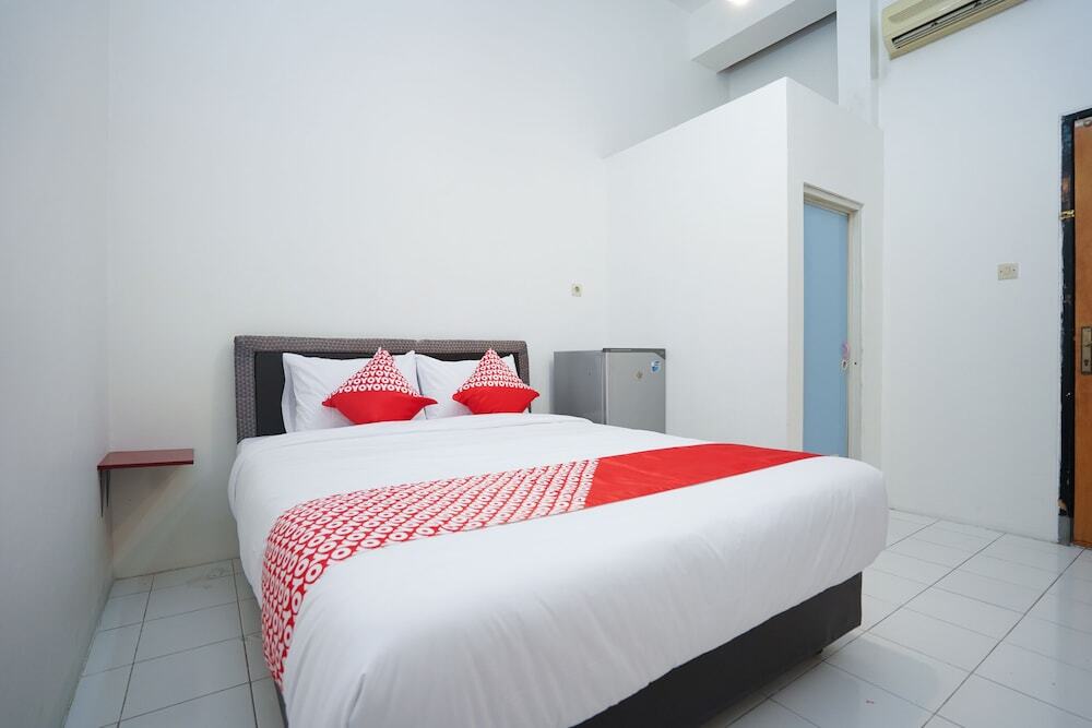 Сурабая: OYO 1624 Panjang Jiwo Residence