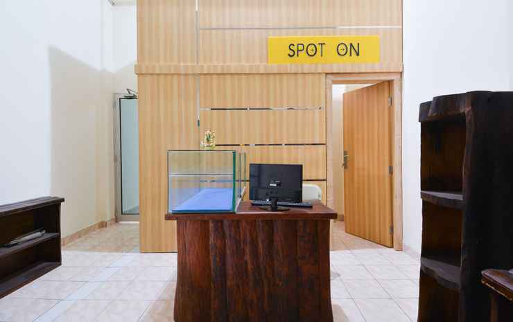 Палембанг: SPOT ON 2422 Kost Laguna
