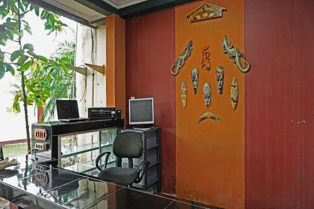 Танджунгджая: OYO 2860 The Castury Homestay Syariah