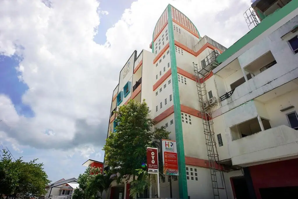 OYO 2886 Her Mandiri Guest House — фото 1