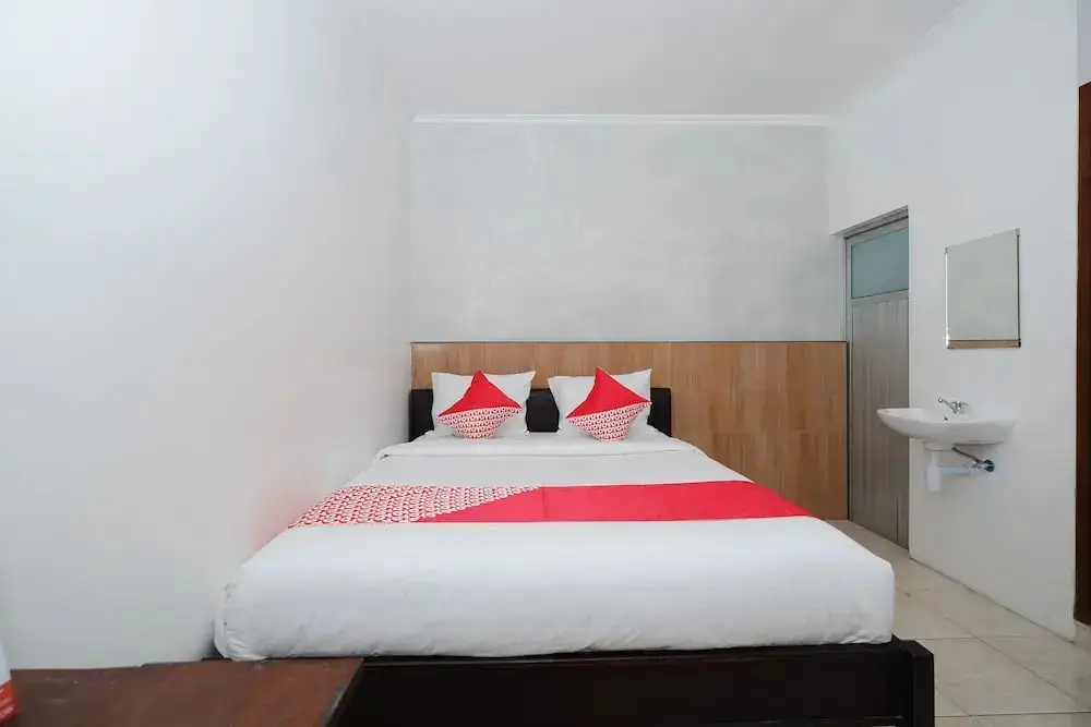 Суракарта: Super OYO 2803 Orchid House