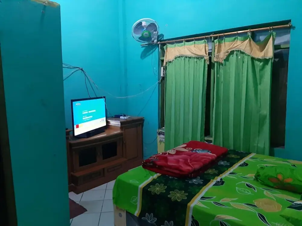 Сореанг: Spot on 2652 Penginapan Jempol