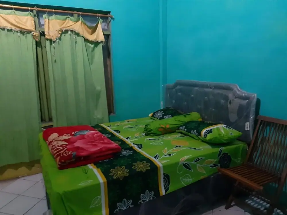 Сореанг: Spot on 2652 Penginapan Jempol