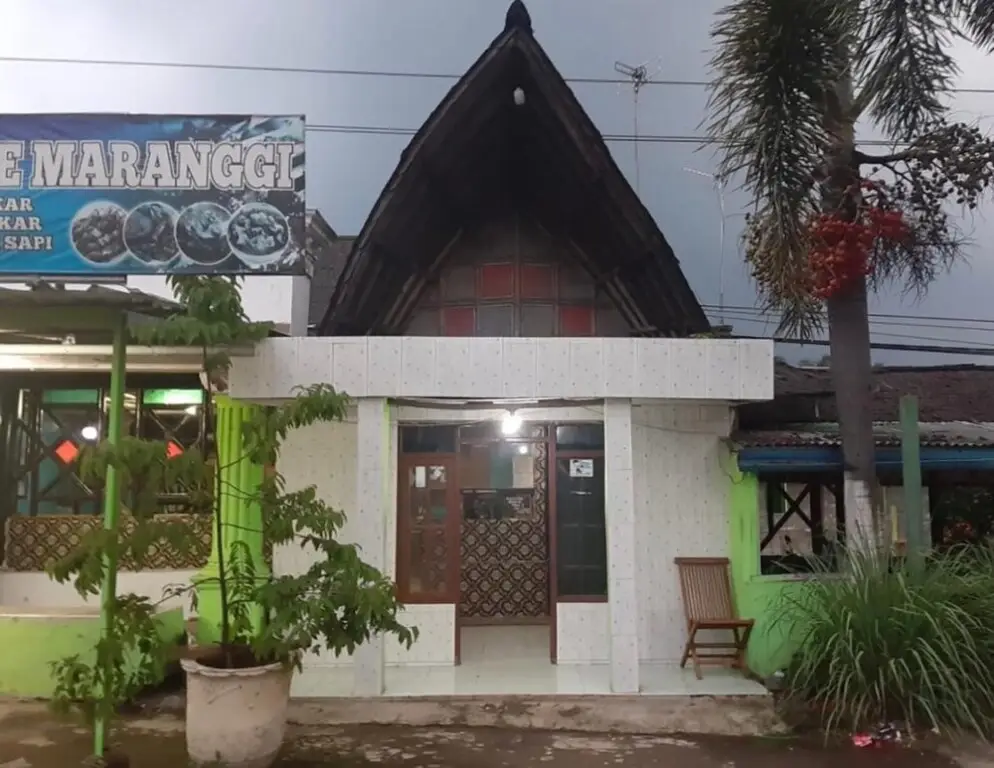 Сореанг: Spot on 2652 Penginapan Jempol