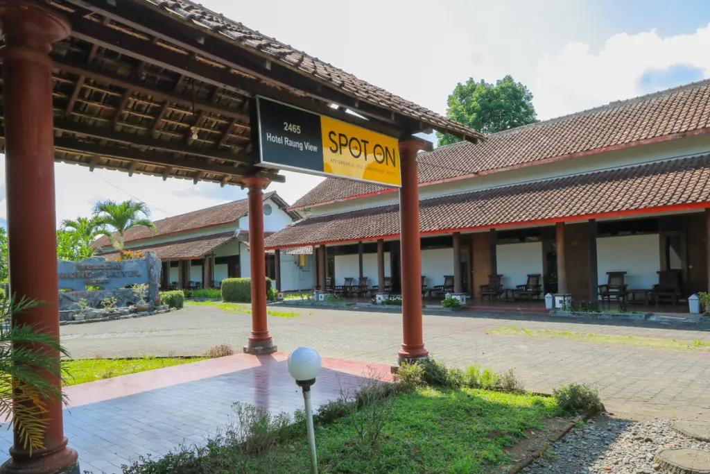 OYO 2465 Hotel Raung View — фото 1