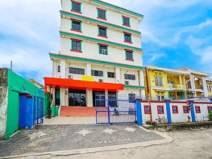 Палембанг: OYO Life 2820 Hotel Perdana Syariah