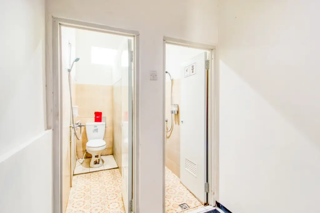Депок: RedDoorz Hostel near Terminal Condongcatur Jogja