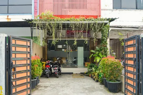 Reddoorz Hostel Near Mall Boxies 123 — фото 1