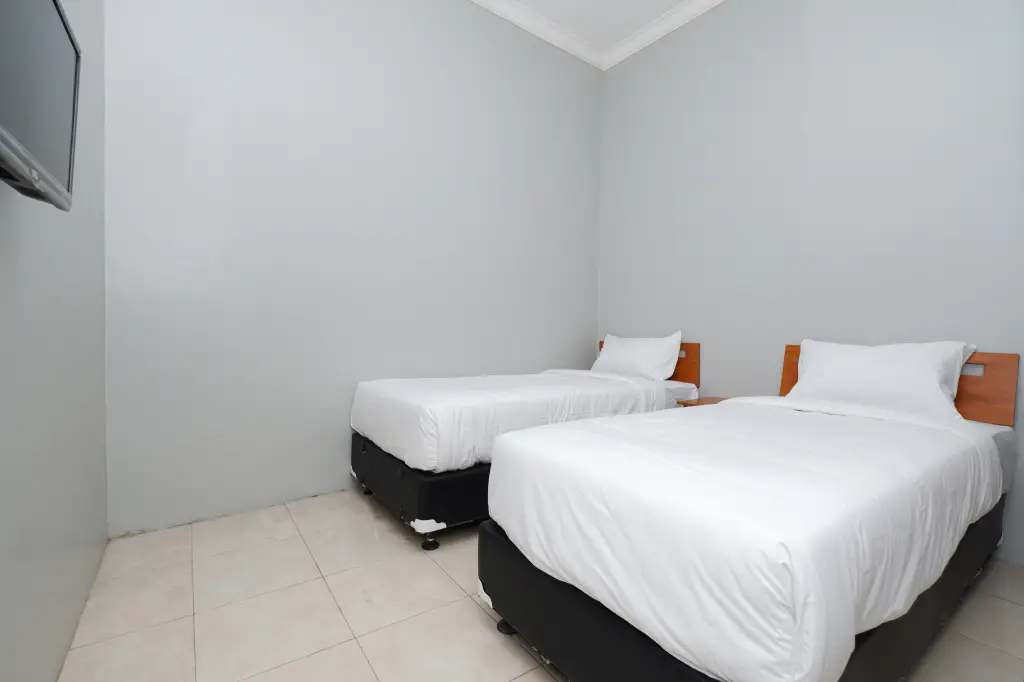 Суракарта: OYO 2737 D'Kost