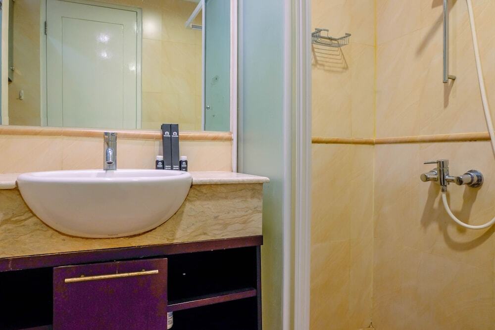 Джакарта: Strategic 2BR Apartment with City View at FX Residence