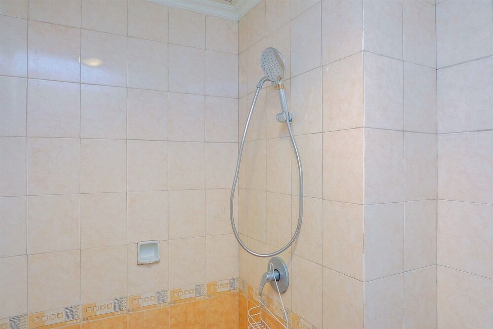 Джакарта: 2BR City Home Apartment