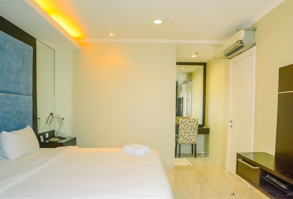 3BR Penthouse at MOI Kelapa Gading Square Apartment — фото 1