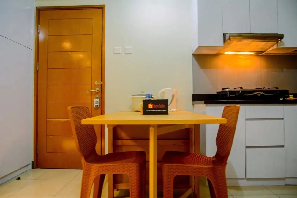 Джакарта: Gading Greenhill 2BR Apartment near Singapore International School