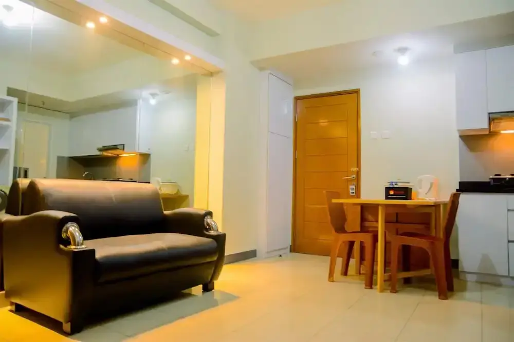 Джакарта: Gading Greenhill 2BR Apartment near Singapore International School