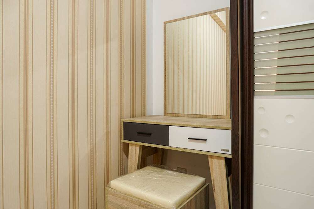 Джакарта: Convenient and Compact 2BR Gading Nias Apartment
