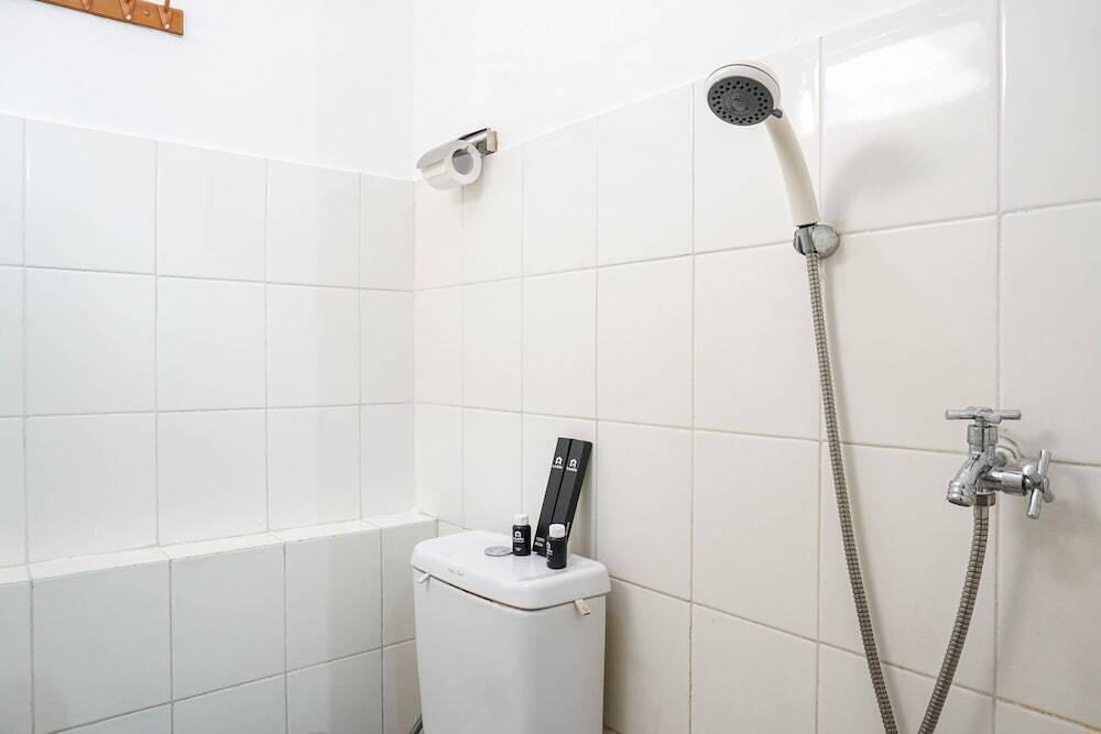 Джакарта: Convenient and Compact 2BR Gading Nias Apartment